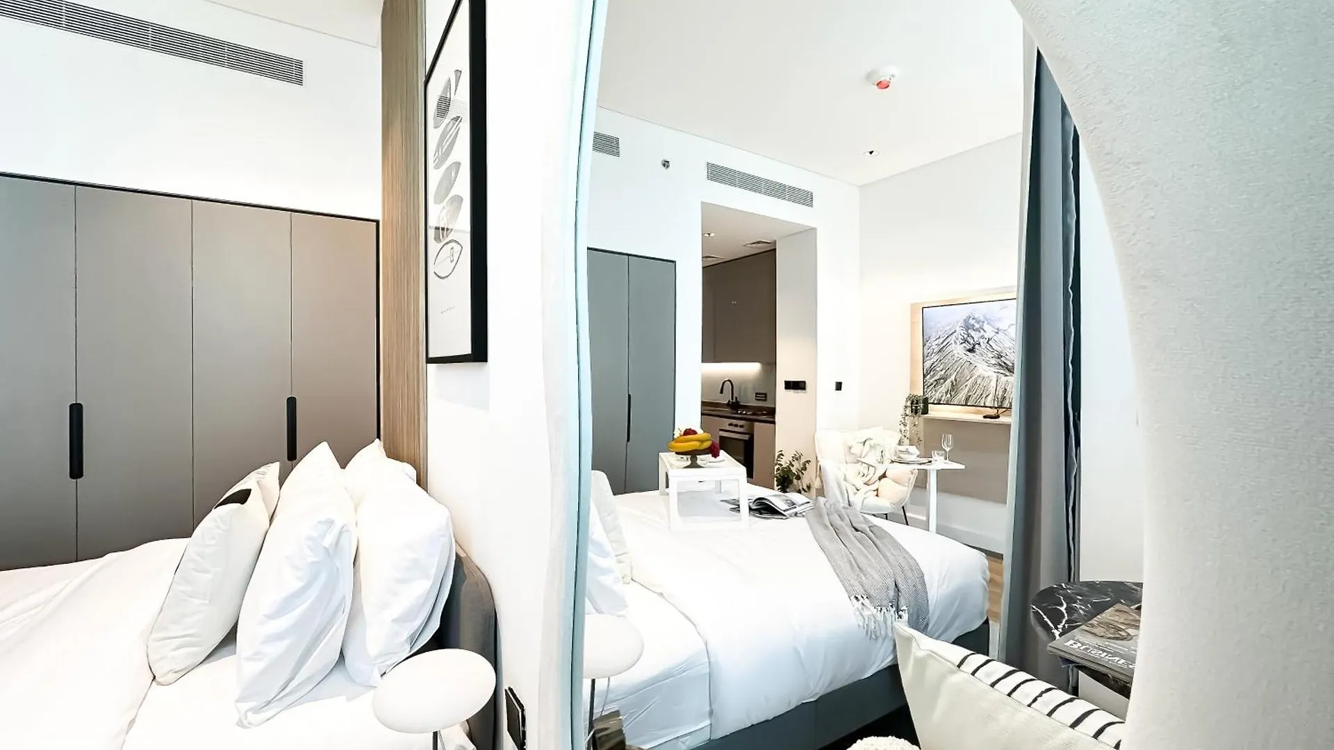 Modern Marvel Studio In Business Bay Dubai